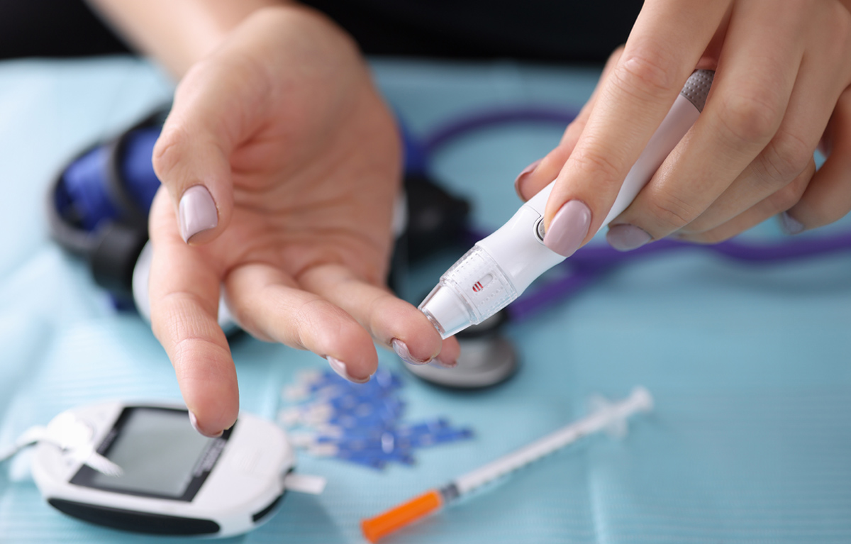 Navigate Medicare Drug and Durable Medical Equipment Coverage for Diabetes